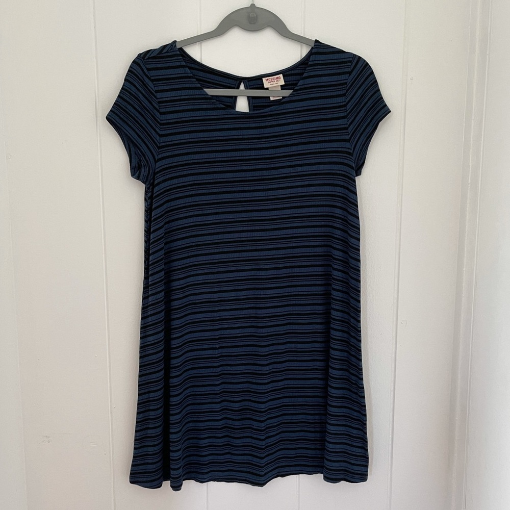 Short sleeved dark blue and black stripped dress